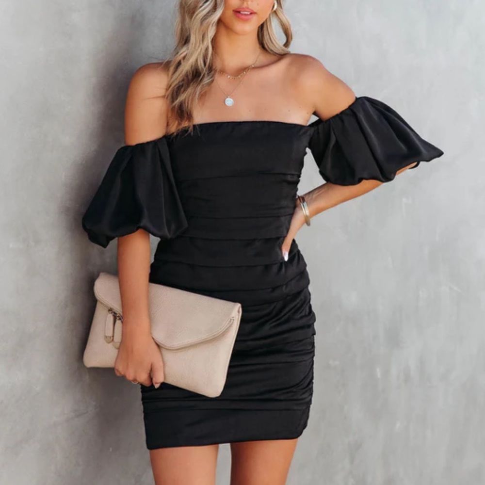 Vici Black Off-Shoulder Mini Dress